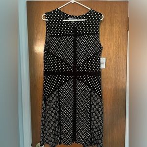 NWT, Sleeveless, Large, Dress